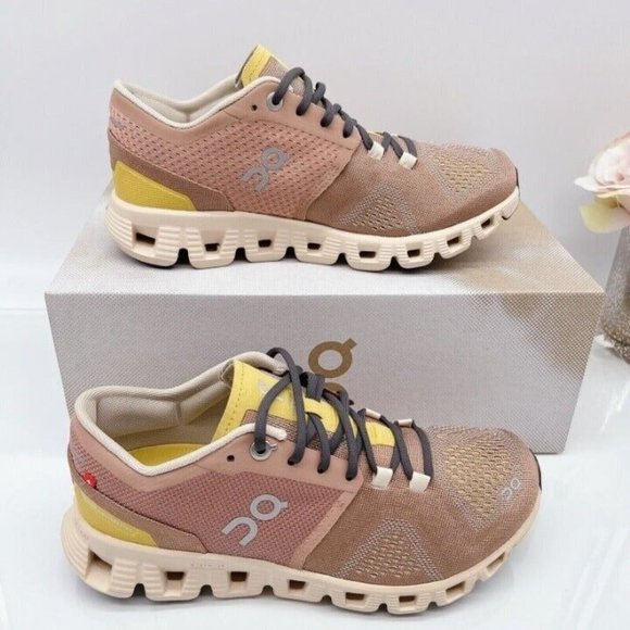 NEW ON CLOUD X Running Shoe Mocha/ Sand Pink Womens Size US 8.5 * Rare - Picture 3 of 11